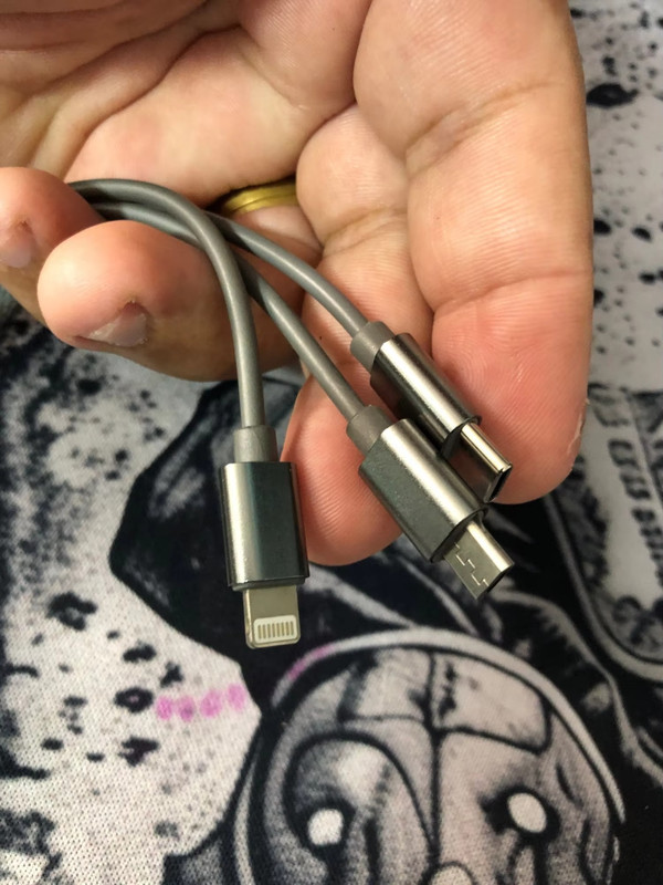 3 In 1 Retractable USB Charging Cable Fast Charger 1M Black for Phones gallery