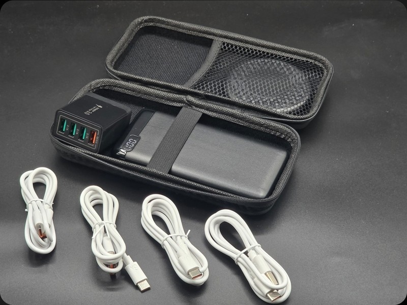 Power Bank/Portable Charger Wall Charger/4 Usb Cables/Hard Case/Adapter Kit gallery