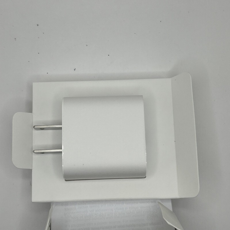 Apple USB-C 20W Power Adapter Fast Charger Wall Plug New Open Box gallery