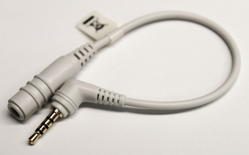 Aux 2.5mm to 3.5mm Stereo Adapter Audio Cable Converter for Headset Headphones