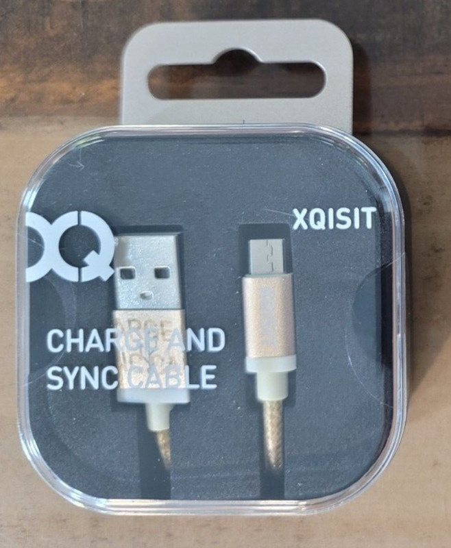 XQISIT Charge & Sync Cable Gold Data Cable Samsung LG Alcatel ZTE