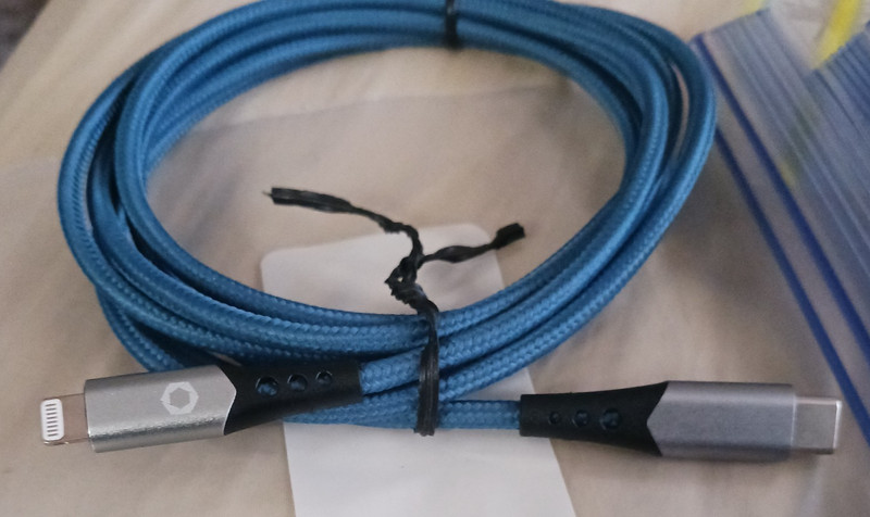 Celltronix Titanium 6ft USB Cable Fast Charging Micro USB USB-C Blue gallery