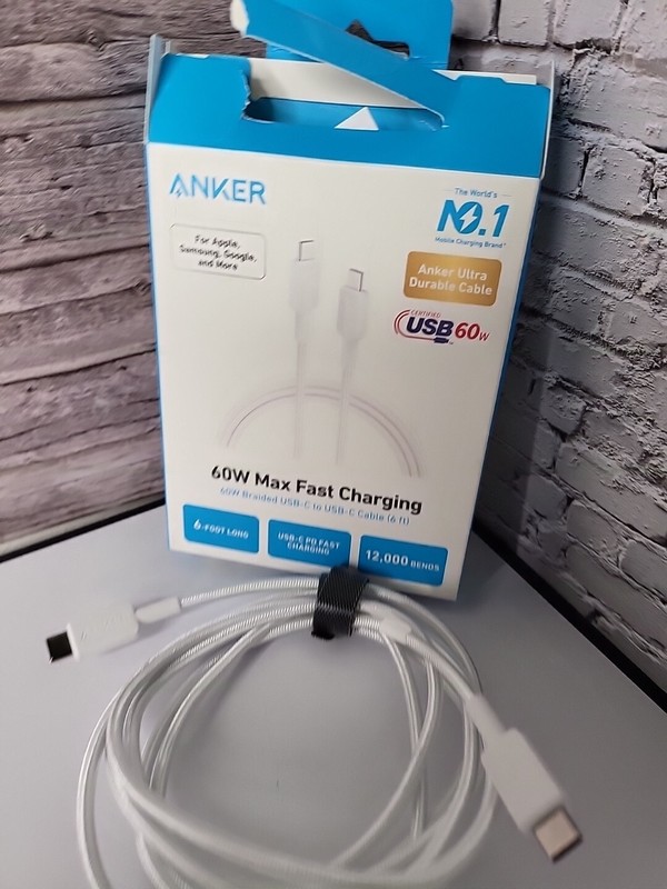 Anker Braided Charging Cable (USB-A/USB-C/Lightning) (3ft/6ft/10ft)MFi-Certified gallery