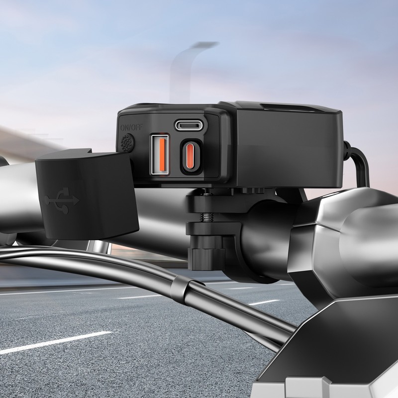 Motorcycle Charger USB Fast Charging Type-C Retractable 30W Flash Charge Cable gallery