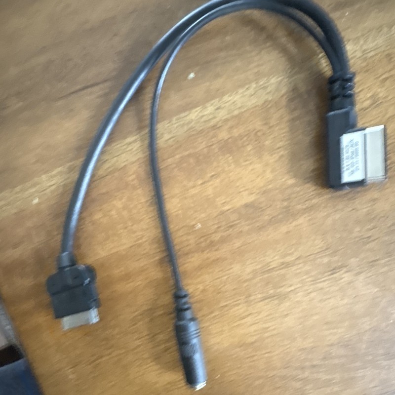 Genuine OEM Mercedes-Benz Media Interface Cable iPod 30-Pin AUX A0018278504