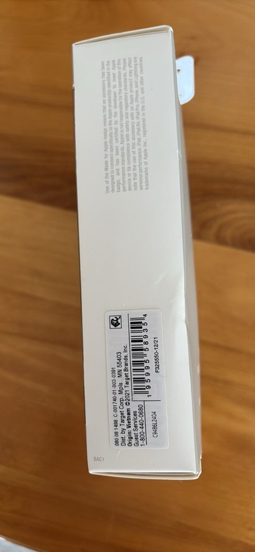 New in unopened package heyday iPhone iPad 6ft charging cable gallery