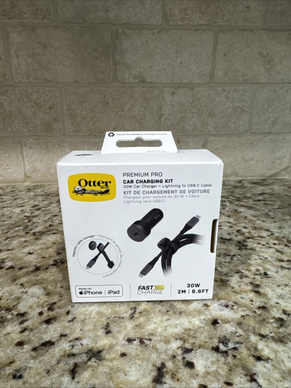 OtterBox Premium Pro USB-C to USB-C Car Charging Kit for iPhone Fast Charge