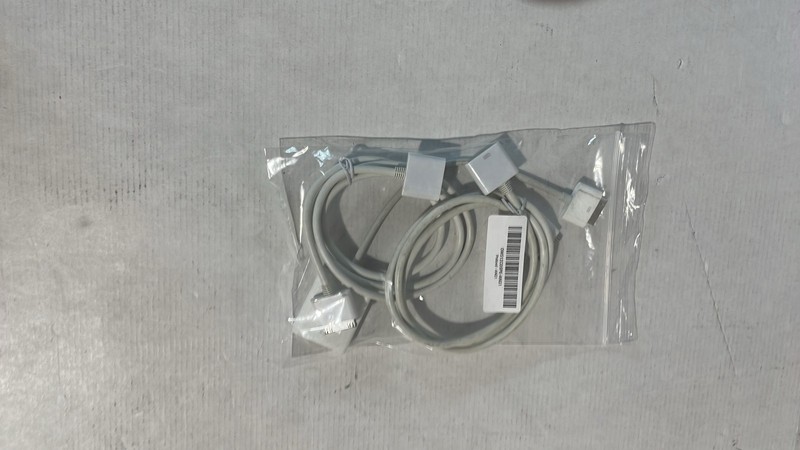 Apple 30-Pin Adapters Digital AV HDMI & Extension Cable White Lot Of 3 gallery