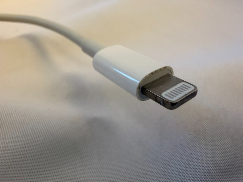 LOT 10 Apple OEM USB-C Lightning Cable 1 Meter 3FT Genuine iPhone iPad Tested gallery