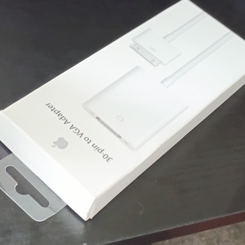 Apple 30-Pin to VGA Adapter A1362 White for Apple 30-pin Devices VGA Output gallery