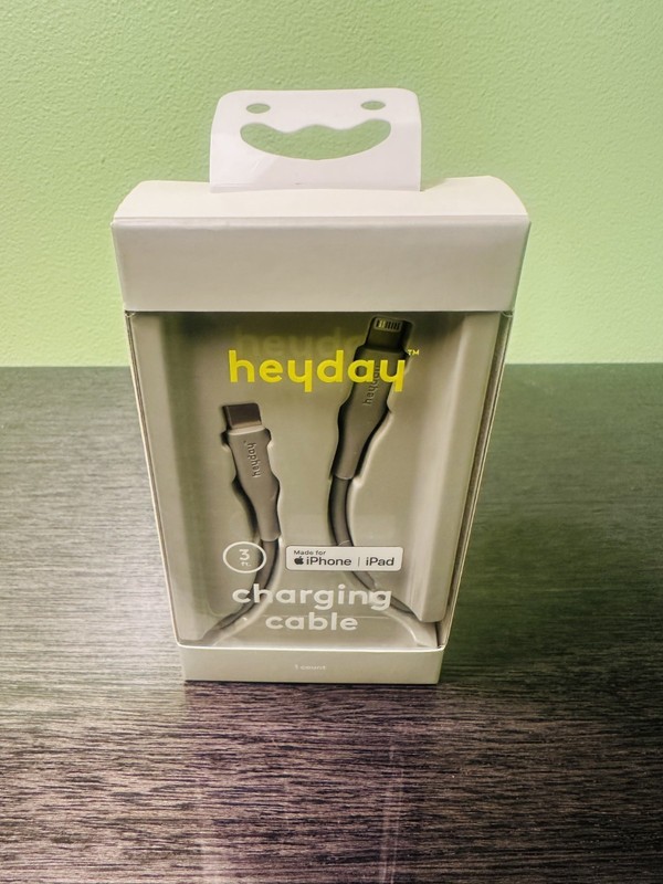 Heyday 3ft Charging Cable LightN to USB-C iPhone iPad – Gray