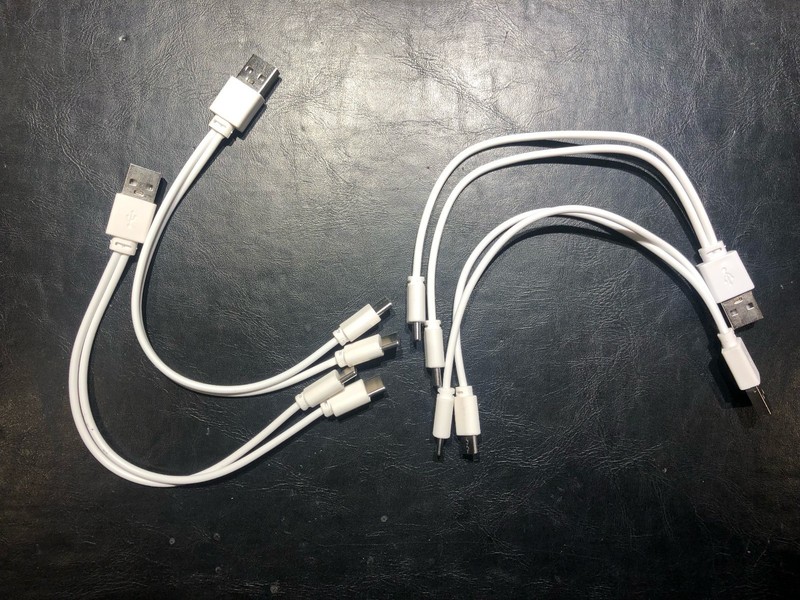 🔌 USB-A – 2× USB-C (Split) Cable – White