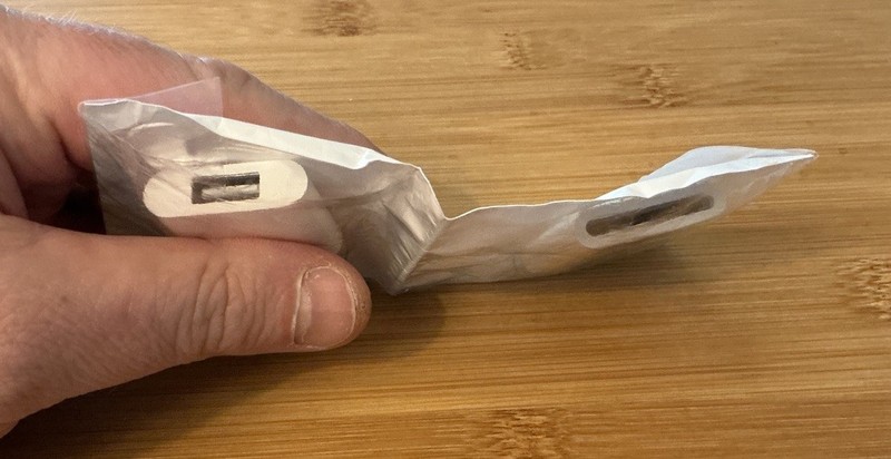 Apple iPad Camera Connection Kit A1358 A1362 – 30-Pin to SD Card & USB Adapters gallery