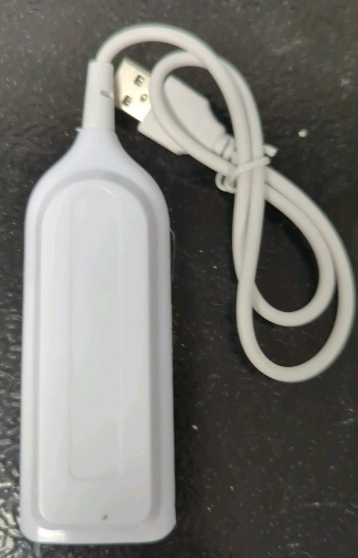 USB 4 Port Adapter HUB for PC 3.5" Compact and Portable gallery