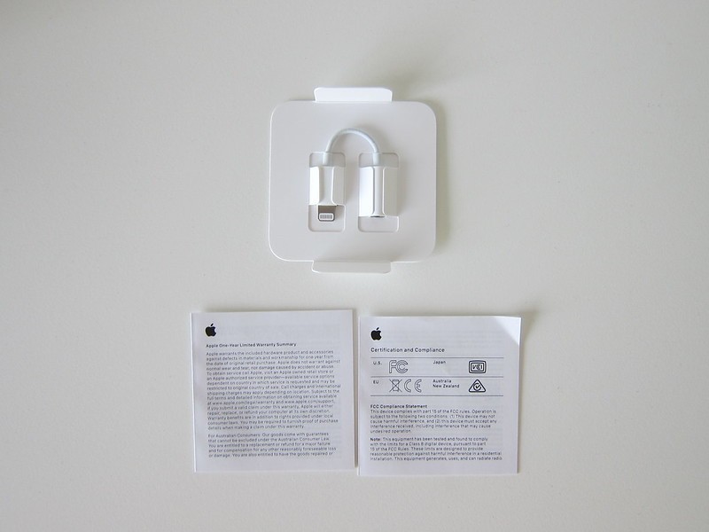 Genuine Apple iPhone Lightning to 3.5mm Headphone Jack - A1749 gallery