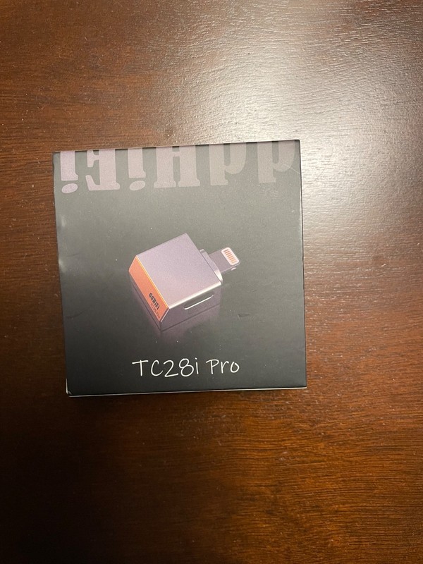 TC28i Pro Dual USB-C Female Jack OTG Power Adapter brand new used once