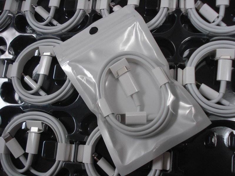 Lot of 10 Genuine OEM A2561 Apple USB-C to Lightning FAST CHARGING Cable 1m NEW gallery