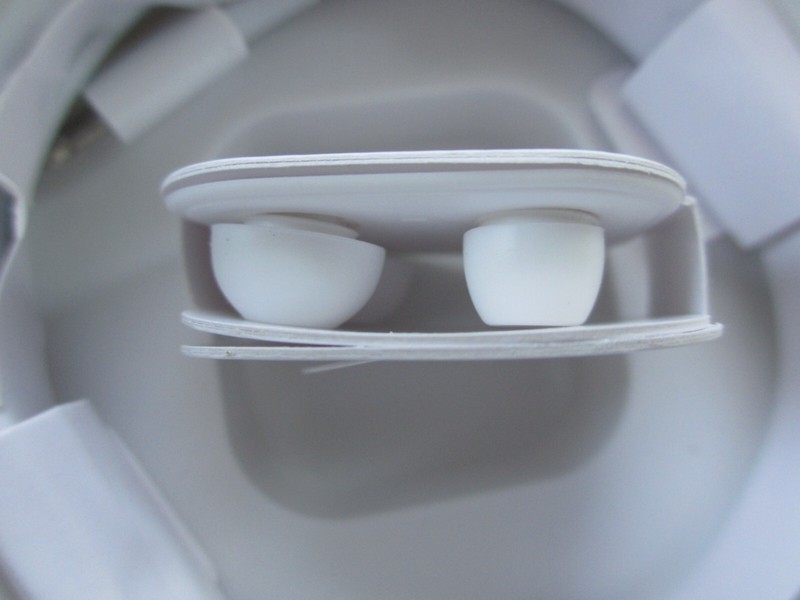Genuine OEM Apple USB-C Lightning Charger Charging Cable in AirPods Pro Box Case gallery