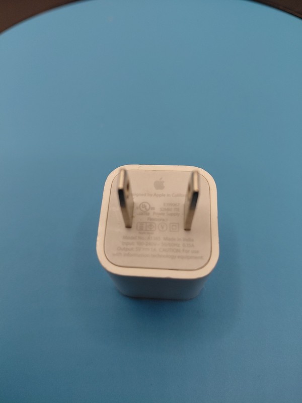 Genuine OEM Apple A1385 5W USB Travel Power Adapter Cube Charger iPhone iPad
