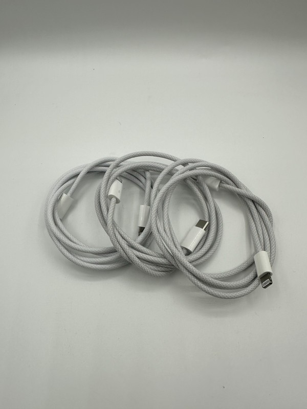 Apple 3ft. (1m) Lightning to type-C Cable -White Genuine 3PCS