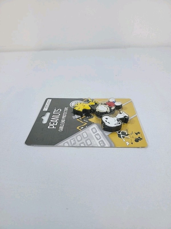 75 Years Peanuts Snoopy, Woodstock, And Linus Cable Protectors New gallery