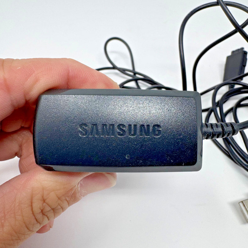 Lot of 3 OEM Samsung Phone Accessories Charger, Data Cable, Car Adapter Untested gallery