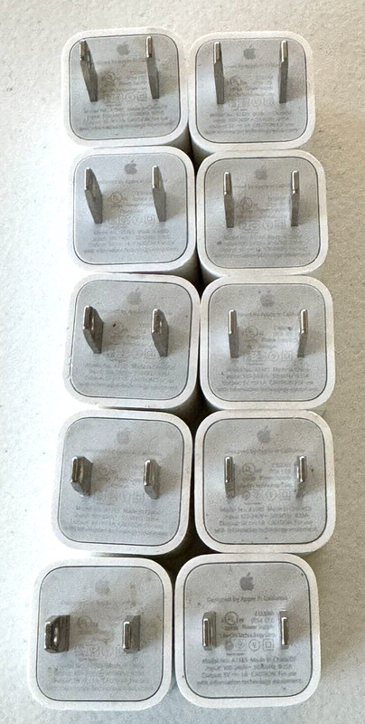 Lot of 10 Apple 5W USB Wall Charger Cube Power Adapter for iPhone White A1385
