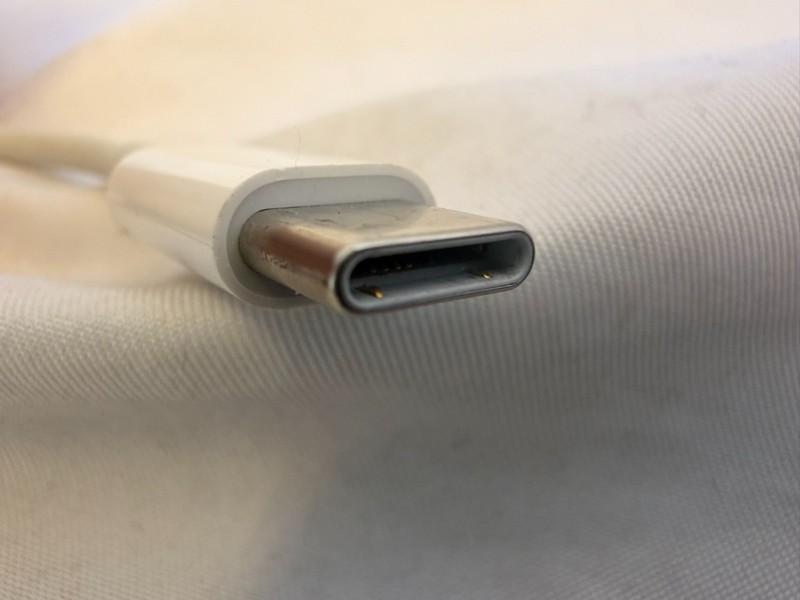 LOT 10 Apple OEM USB-C Lightning Cable 1 Meter 3FT Genuine iPhone iPad Tested gallery