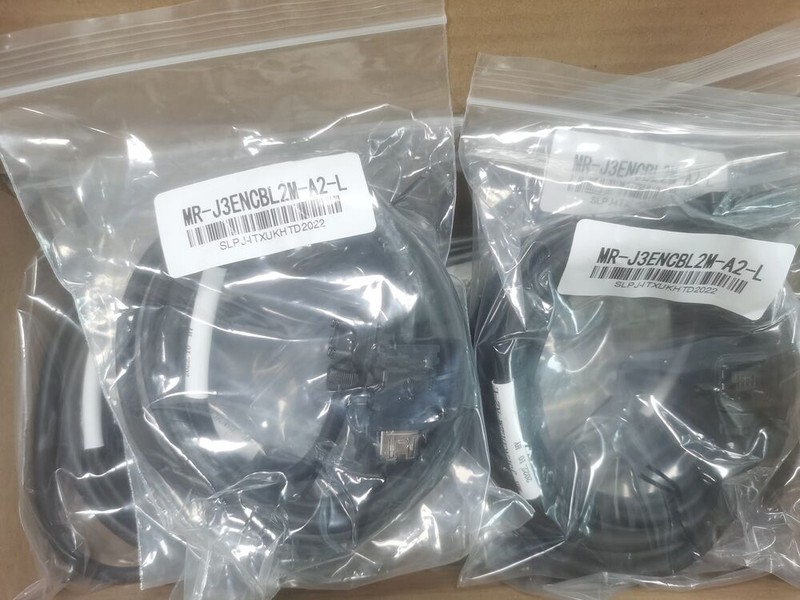 1pc new encoder cable MR-J3ENCBL2M-A2-L