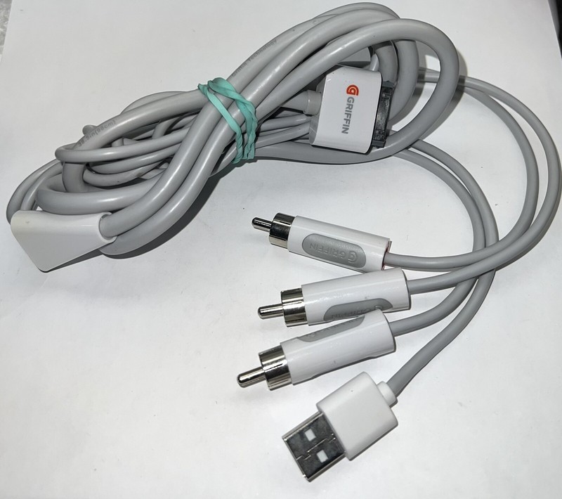 OEM Griffin AV Composite RCA Cable Adapter For Apple iPhone 3GS/4/4S, Ipod, Ipad