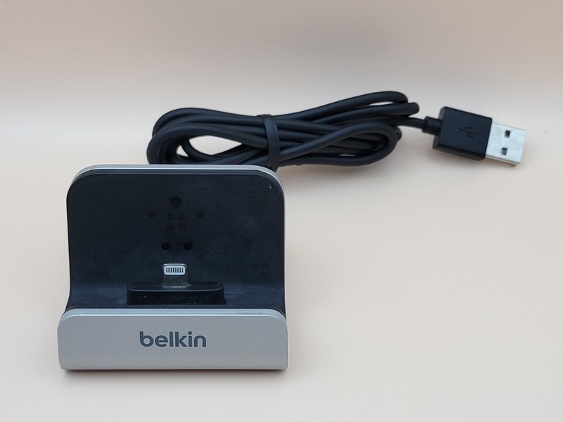 Belkin F8J045 Charge & Sync Dock MF-i Certified Lightning to USB