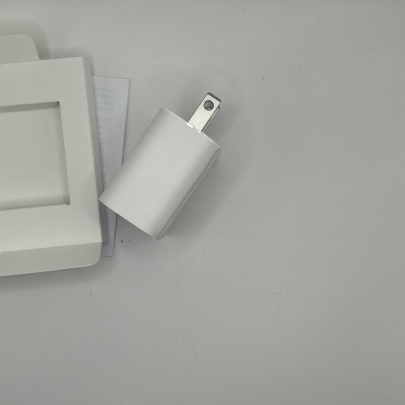 Apple USB-C 20W Power Adapter Fast Charger Wall Plug New Open Box gallery