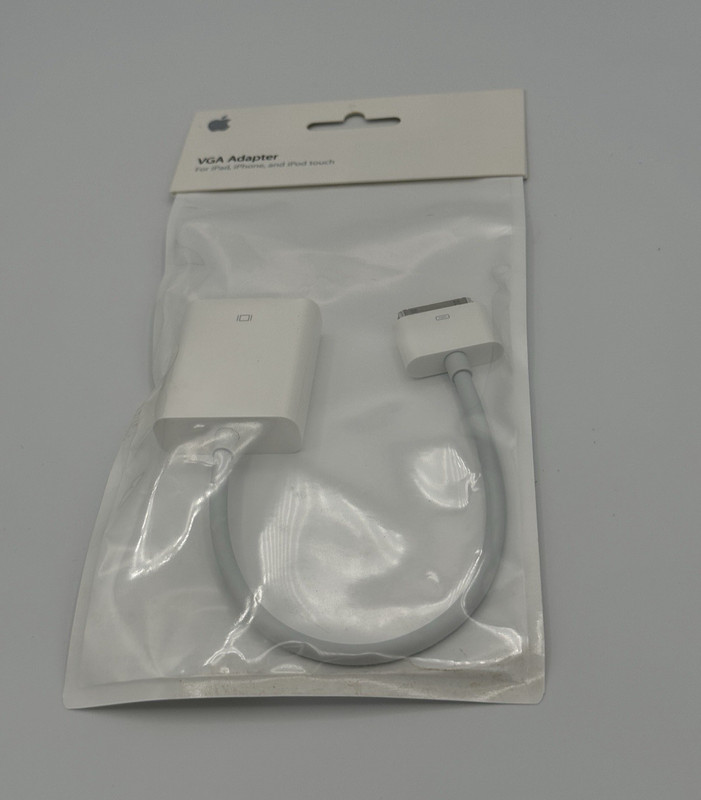 NEW Genuine Apple 30 Pin to VGA Adapter iPad iPhone iPod Monitor MC552ZM/B A1368