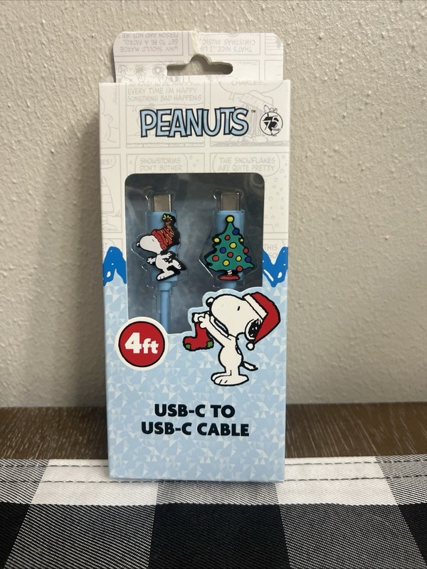 Peanuts Snoopy USB C To USB C Cable 4 Ft Christmas Holiday Charging Cord TREE