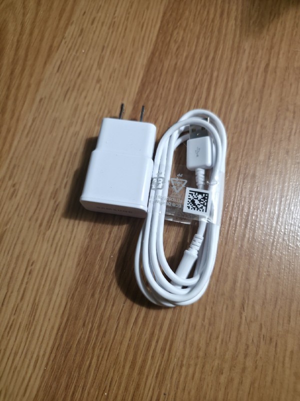 SAMSUNG Genuine Micro Usb Charger Older Android Cord and Base White gallery