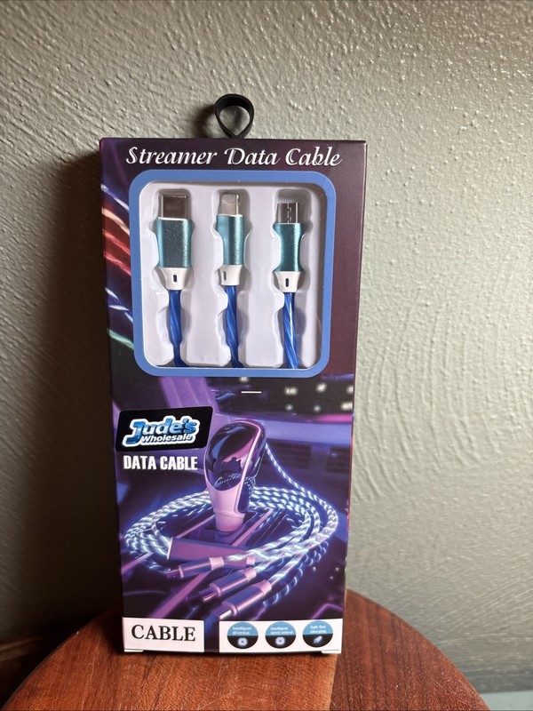 3 in 1 Charging Cable One Line 3 Charge Apple/Android/Type C Light Up New In Box