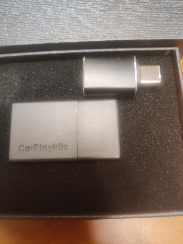 CNDPSTE Wireless CarPlay Adapter for Apple (USB,5.8GHz WiFi & Bluetooth 5.0) gallery