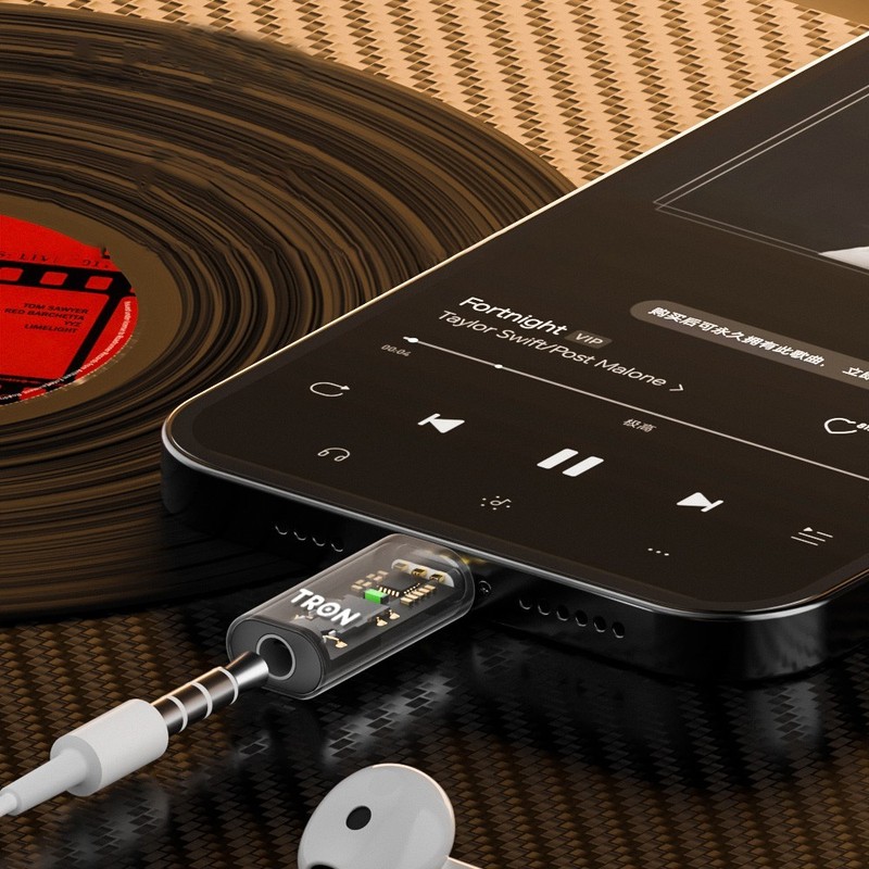 TRON USB-C to 3.5mm Audio Adapter, Voice Calls Gaming 40mW Output gallery