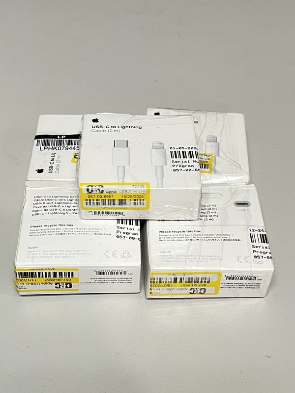 Lot of 5 – Genuine Apple USB-C to Lightning Cable 2 meter – MW2R3AM/A- (A2441)