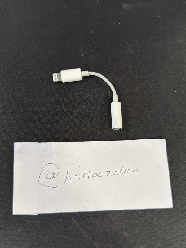 Apple Lightning to 3.5 mm Headphone Jack Adapter Original OEM iPhone 8+ X 11 12