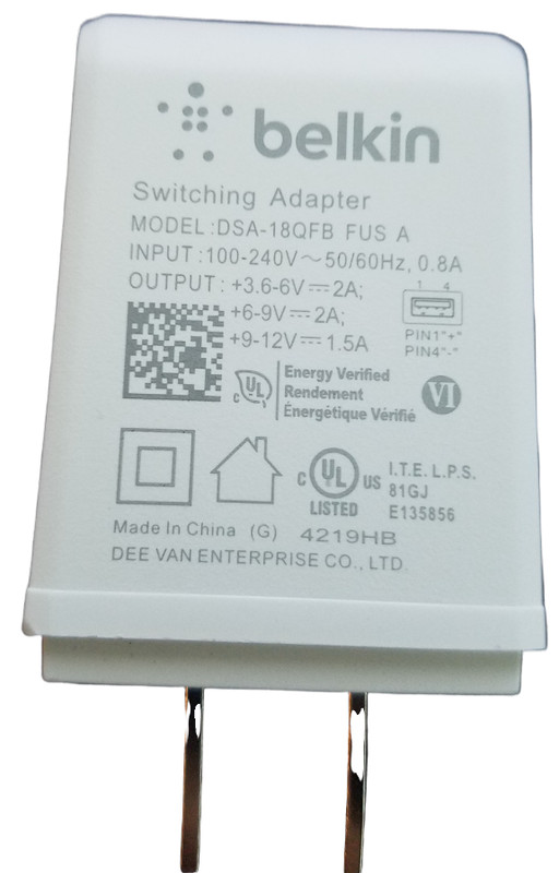 Belkin Switching Adapter DSA-18QFB FUS A Fast AC Adapter for USB Devices White gallery