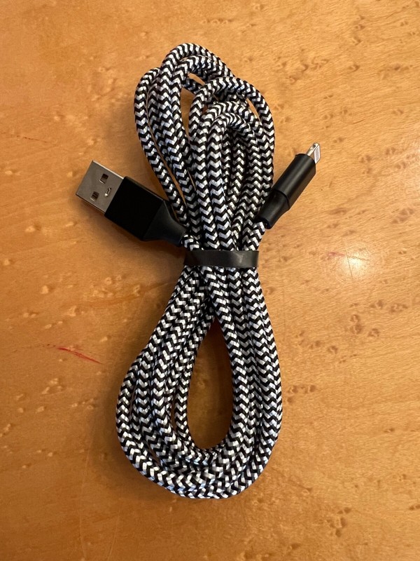 12 iPhone fast, heavy duty Charging Cables 6Ft Below wholesale! BEST PRICE! gallery