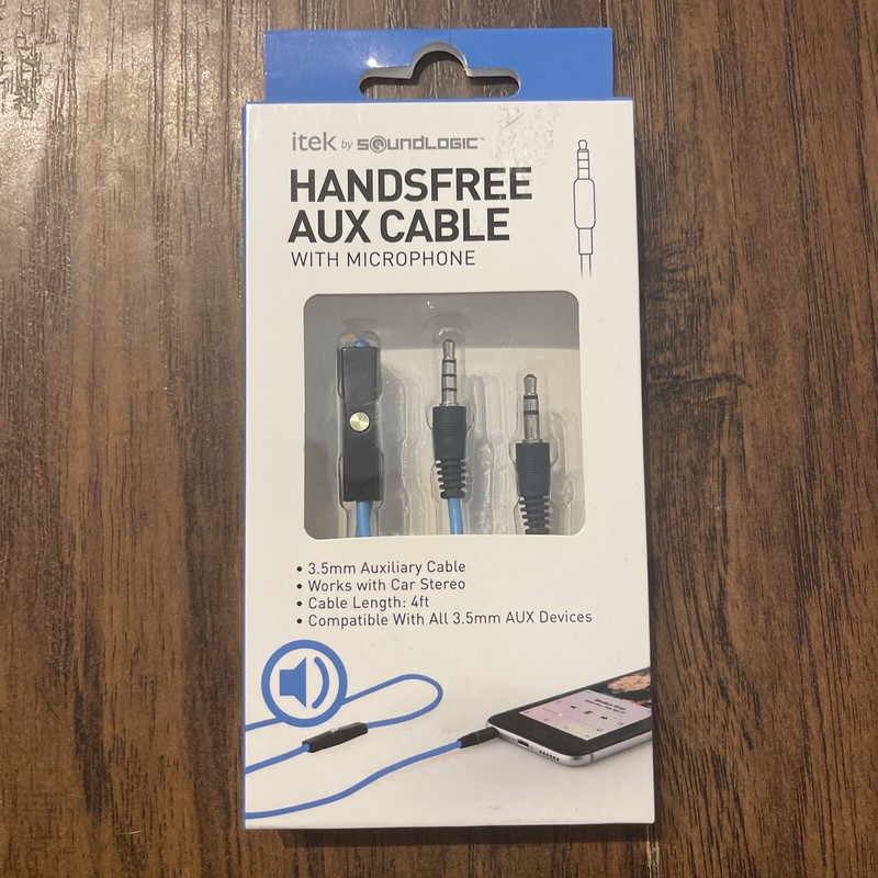 itek by Soundlogic Handsfree AUX Cable with Microphone Black