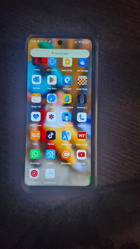 Vendo Teléfono Marca TANQUE Mod. 8849. Con La Aplic. Tik tok. Precio $ 5000.00