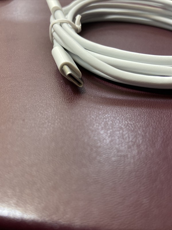 Apple Lightning Male to USB Type-C Male Cable (2 M) MKQ42AM/A Model A1702 White gallery