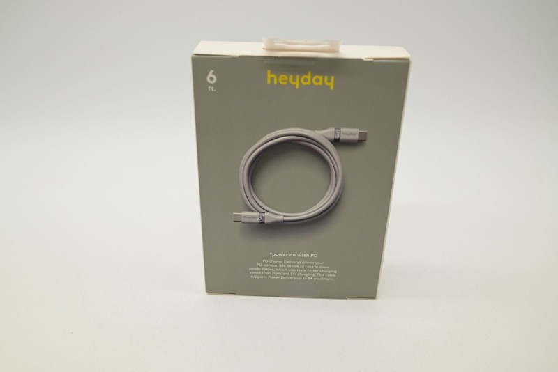 NIB Heyday Soft-Touch Fast Charging Cable Grey 6ft USB C to USB C gallery