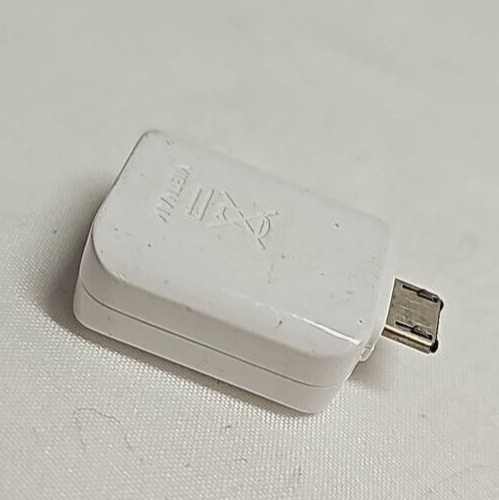 Samsung USB Female to Micro USB Male Adapter Universal Connector Phone Original gallery