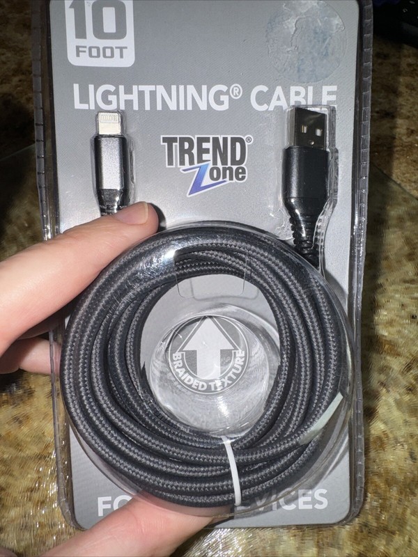 Trend Zone 10 Ft Fast Charge USB Cable For iPhone, iPad, iPod And iPad Air NWT gallery