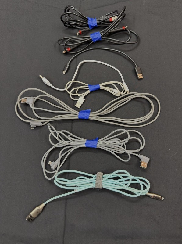 Charge Cables iPhone 14 13 12 11 Pro Max XR iPad Lot, Used cables, car usb fast