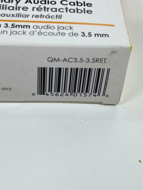 Qmadix Retractable Auxilliary Audio Cable 3.5mm gallery